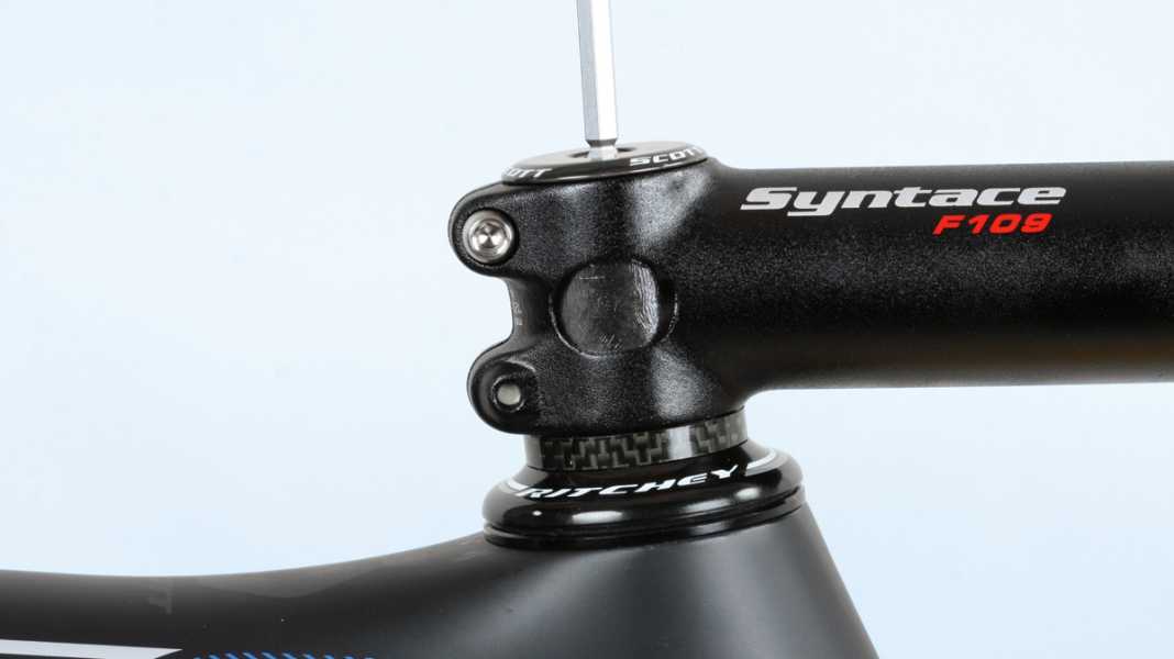 Atelier : Abaisser le guidon d'un vélo de course - Comment faire ?