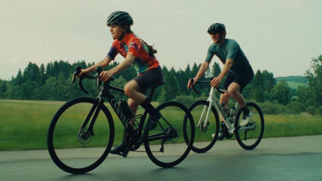 Canyon Young Hero : Vélos de course pour enfants et adolescents