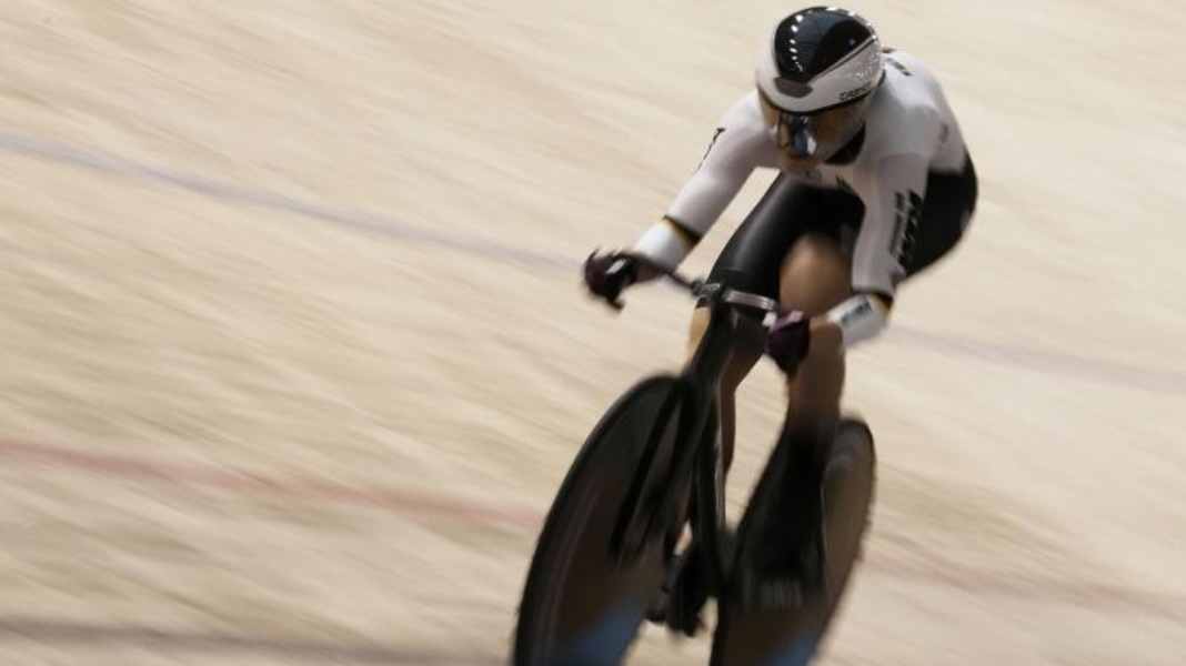 Du lit d'hôpital à la garante de l'or : les furieux championnats du monde sur piste de Friedrich