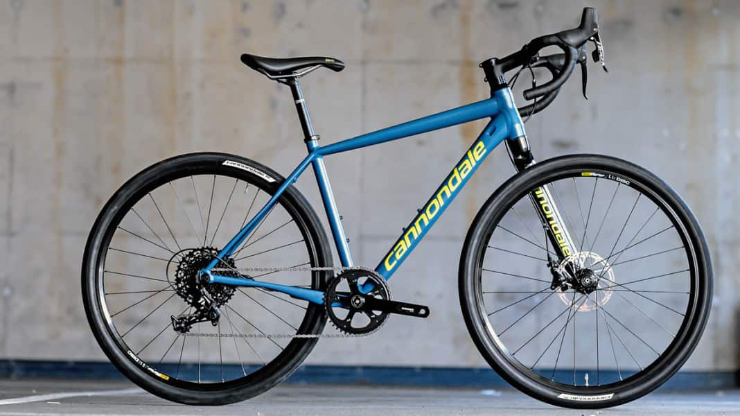 Eurobike 2016 road bikes: An eye-catcher even with a rigid fork: the Cannondale Slate Apex