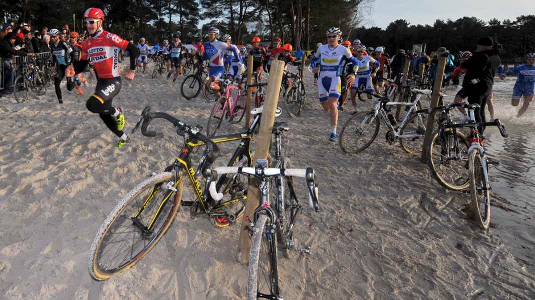Wintertraining auf Strava - Radprofis packen die Laufschuhe aus