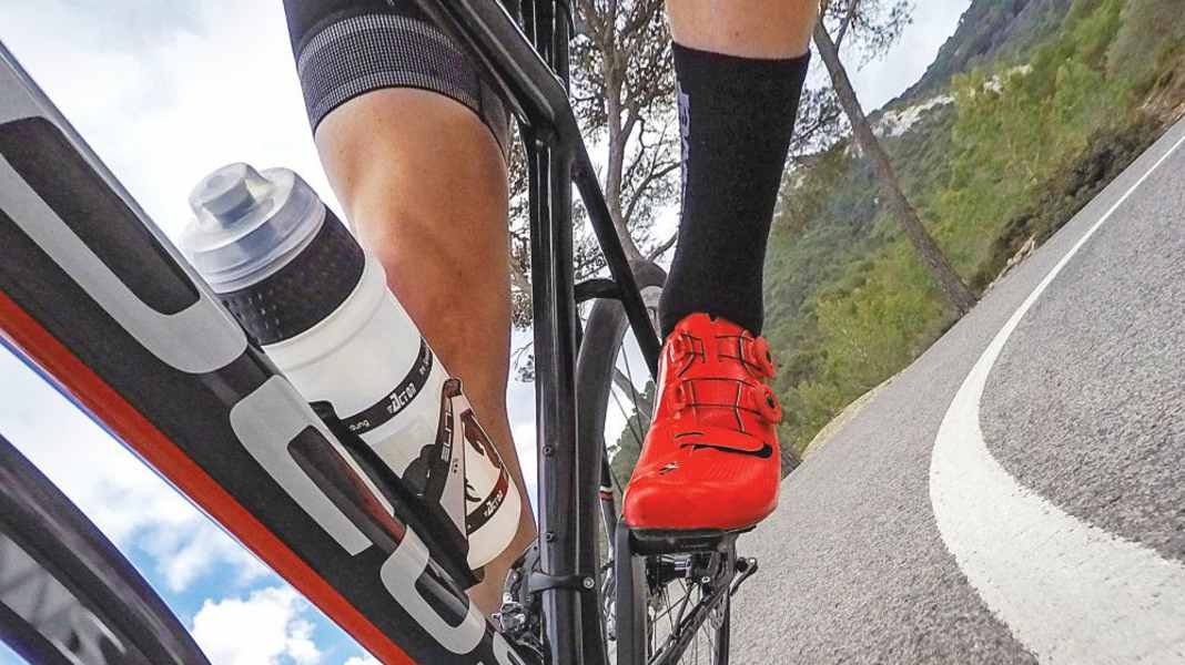 Füße: Tipps gegen Schmerzen - Ergonomie-Experte Dr. Achim Schmidt im TOUR-Interview