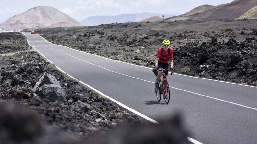 Avec un petit bagage : Tour de vélo de course sur quatre îles Canaries - Espagne : Tour d'étape sur quatre îles Canaries