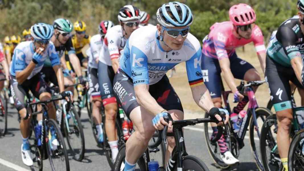 Pro cyclist Greipel extends his contract with Israel Start-up Nation