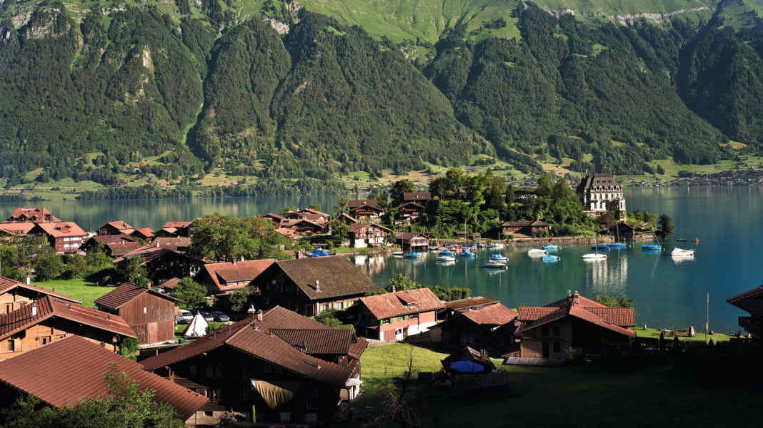 TOUR Special: Bern - Interlaken region: summit meeting in the Bernese Oberland