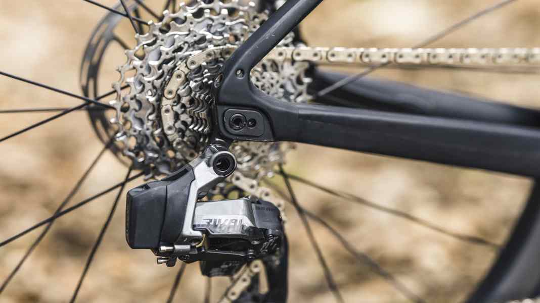 Gravel bike gears: SRAM, Shimano & Campagnolo in comparison