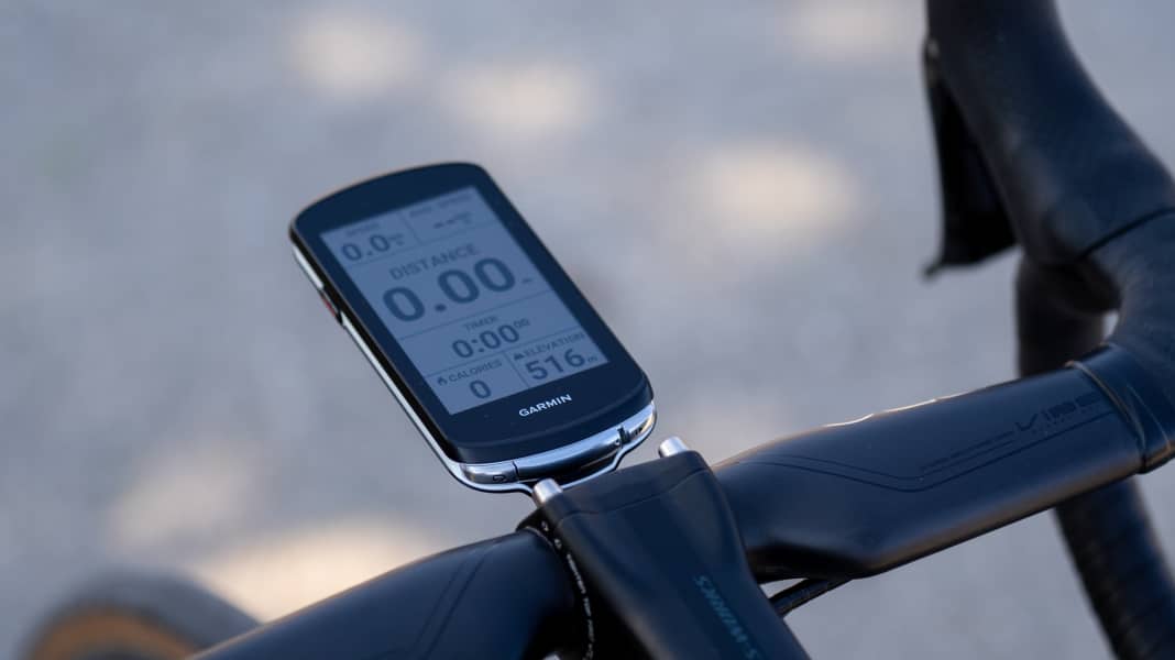 Garmin Edge 1040 : Le nouveau modèle haut de gamme de la série d'ordinateurs Edge pour vélo