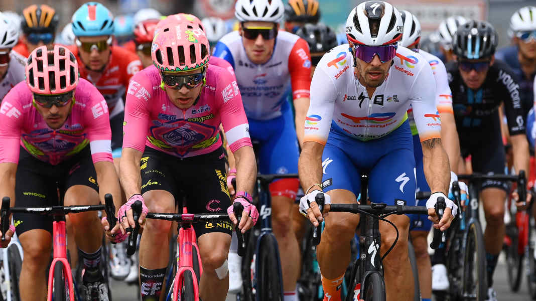 Nach Crash: Sagan-Helfer Oss muss Tour mit Halswirbelbruch aufgeben