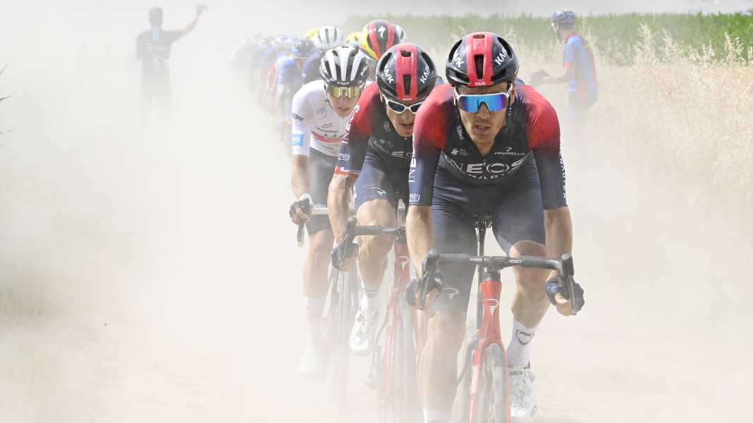 Tour de France : les images les plus spectaculaires de l'étape de la Pave