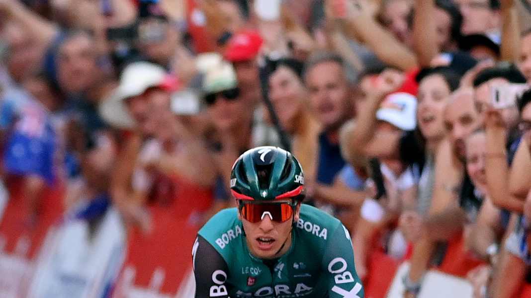 Vuelta: Ackermann rider Molano wins stage 21 - Evenepoel overall winner