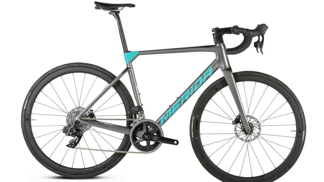 Des coureurs de compétition abordables : Merida Scultura 7000