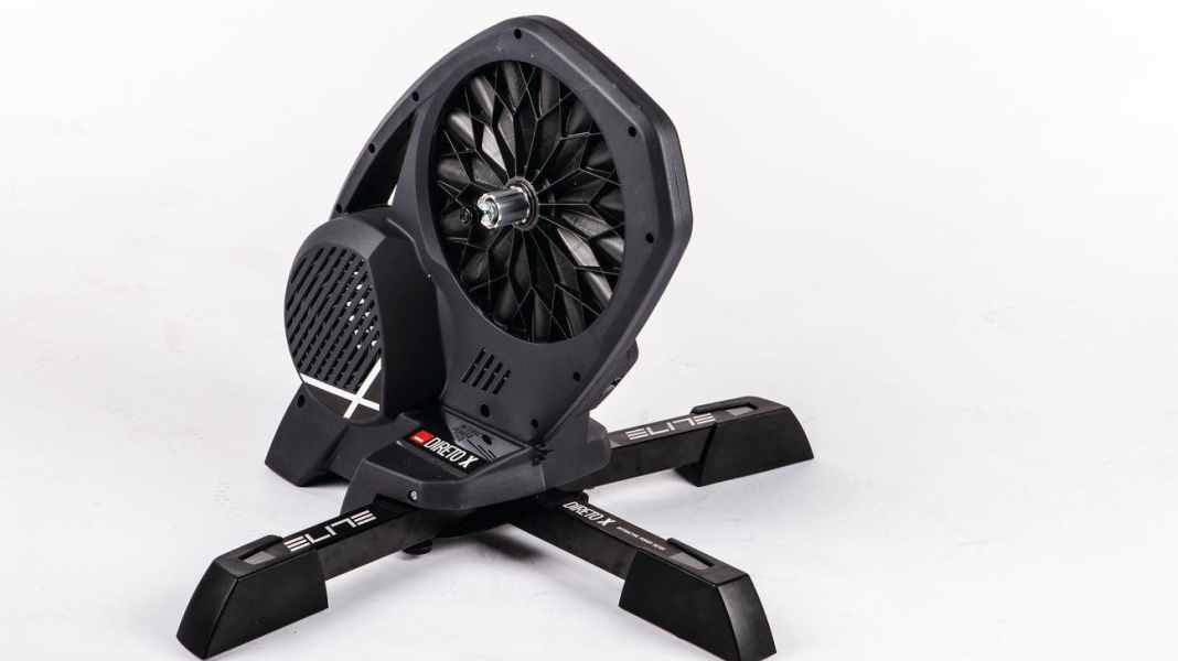 Günstiger Smarttrainer: Elite Direto X im Test