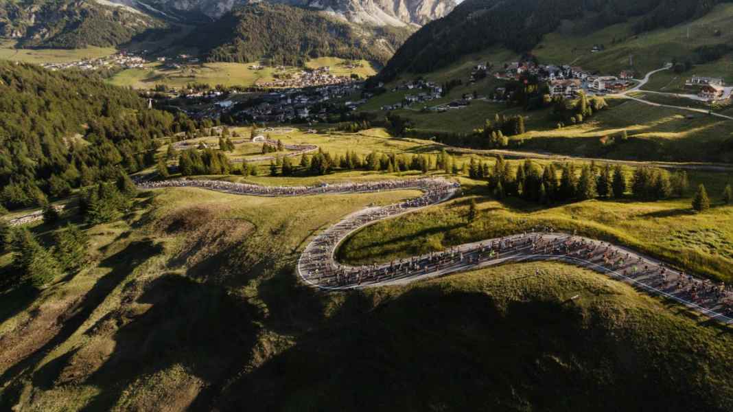 Maratona dles Dolomites 2026: Janine Meyer stellt Streckenrekord auf