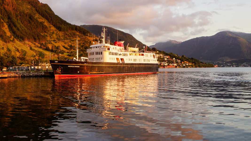 Rennrad-Touren in Fjord-Norwegen - Fjord-Norwegens dramatische Kulisse für Rennradfahrer