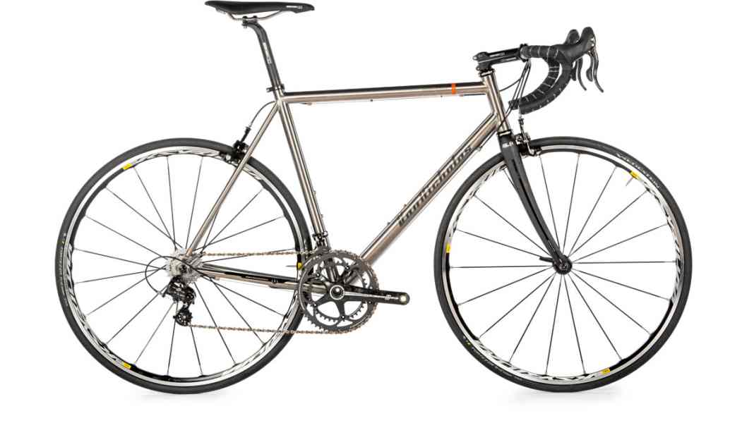 Test 2014: Van Nicholas Chinook | TOUR