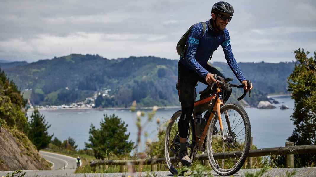 Héros du vélo de course : lutte contre le cancer