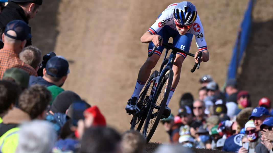 Cross-country by bike - Briton Pidcock cross-country world champion for the first time