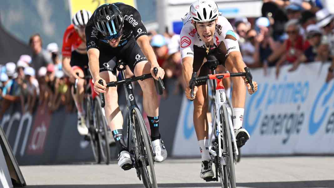 Le Tour de Suisse : Denz remporte l'arrivée au sommet - Fuglsang en jaune