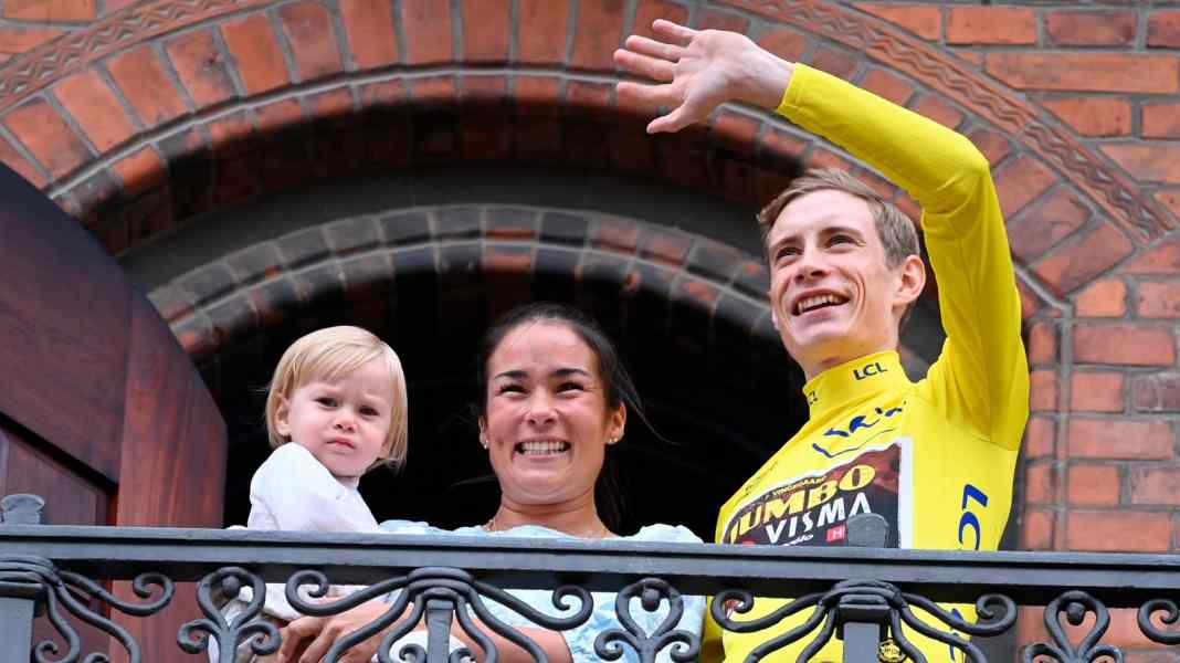 Tour-Sieger Vingegaard frenetisch in Dänemark empfangen