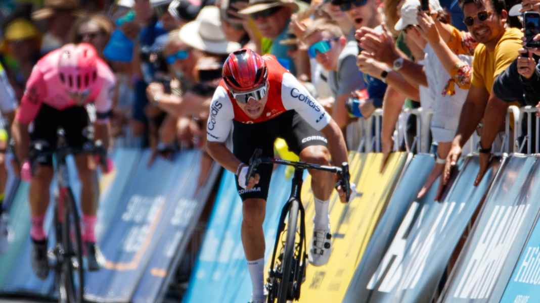 Tour Down Under 2023: Frenchman Coquard sprints to stage win