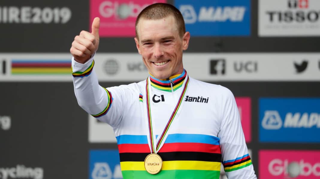 Former time trial world champion Dennis ends career