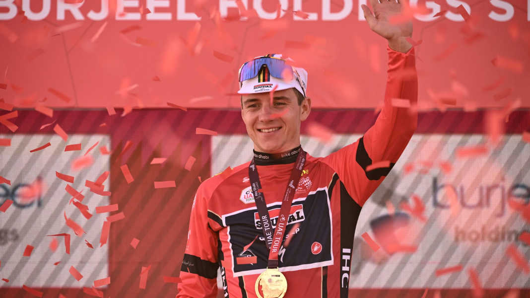 Tour des Émirats arabes unis 2023 : Le champion du monde Evenepoel prend la tête du classement général