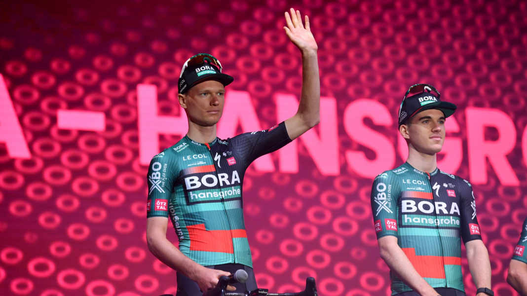 Giro d'Italia: Bora captain Vlasov abandons Giro due to illness