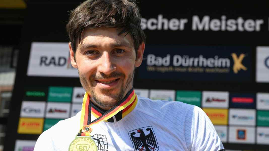 Buchmann happy: With the champion's jersey to the Tour