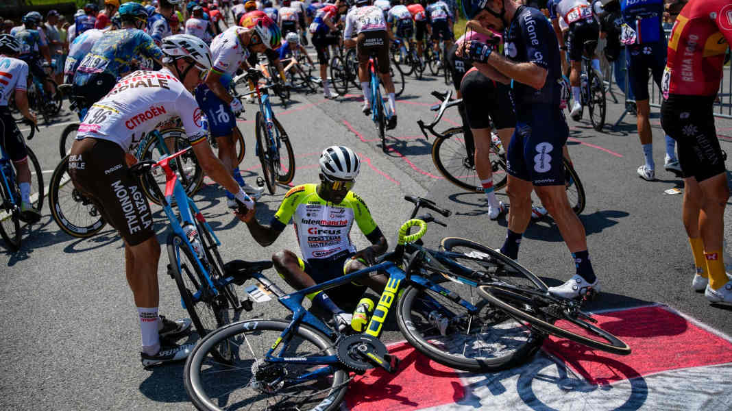 Spectator triggers mass crash at Tour de France