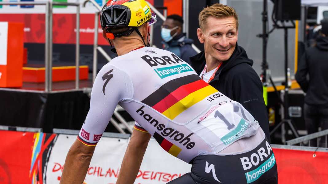 Course sur route des championnats du monde : Duel de stars - l'outsider Politt