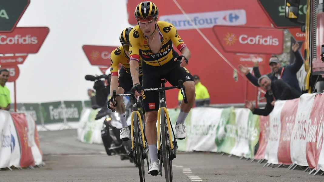 Spanien-Rundfahrt - Roglic gewinnt 17. Etappe - Kuss verteidigt Rotes Trikot