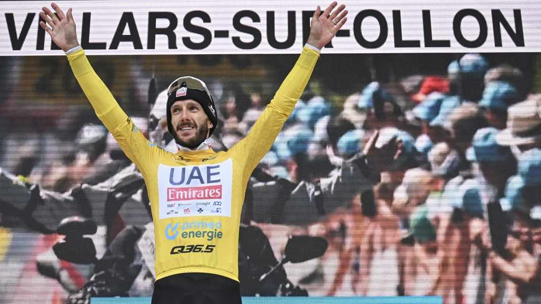 Memorial to the dead Mäder - Adam Yates wins 87th Tour de Suisse