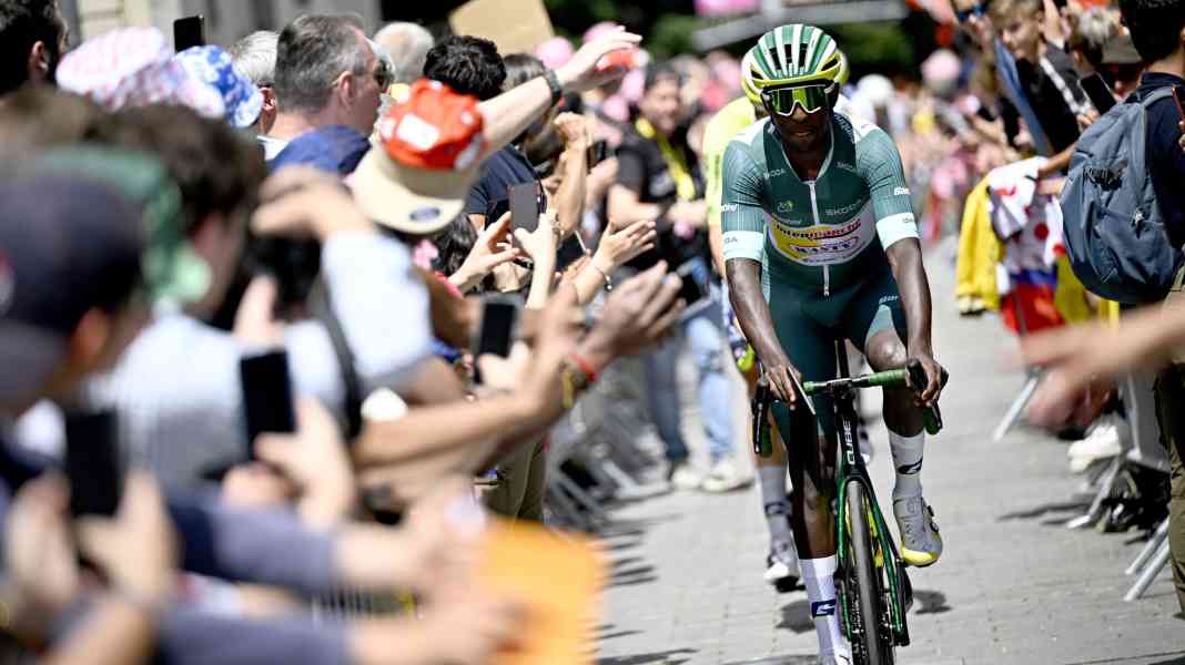 After the fall: all-clear for Girmay