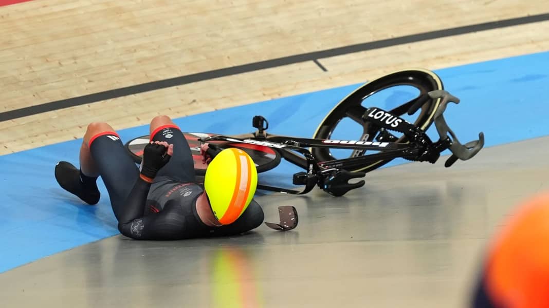 Disqualification après un coup de tête en finale de madison