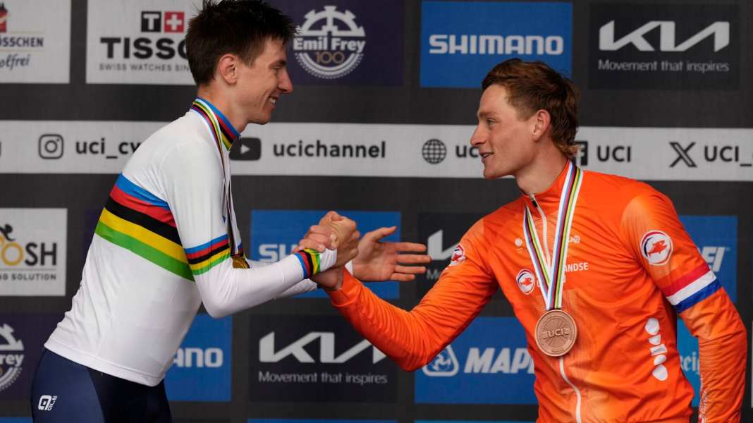 "Ce n'est que le début" : la concurrence s'attend à la domination de Pogacar