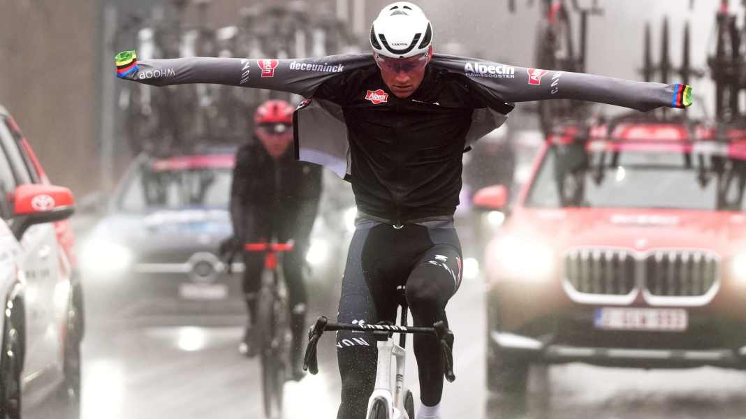 Milan-Sanremo: Van der Poel leaves Pogacar in despair