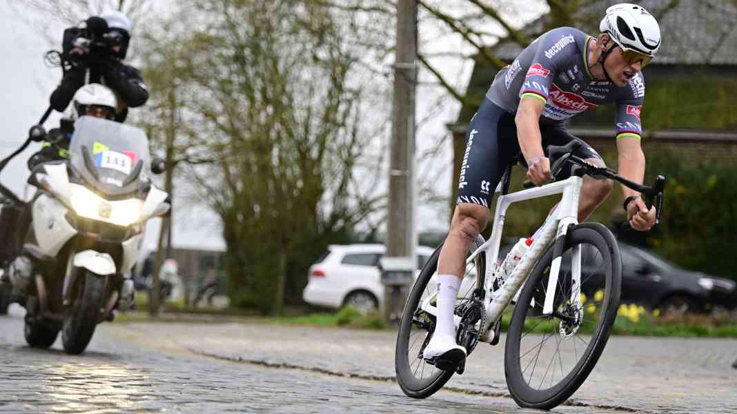 "Attempted manslaughter": Roubaix bottle thrower turns himself in