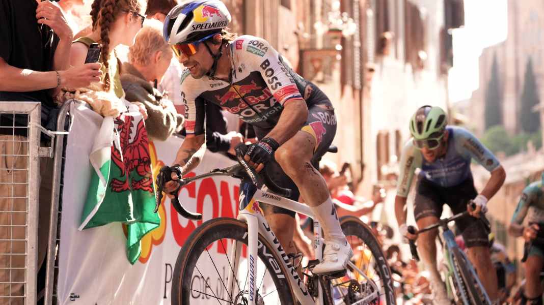 Roglic a problem worth millions - chance for Lipowitz?