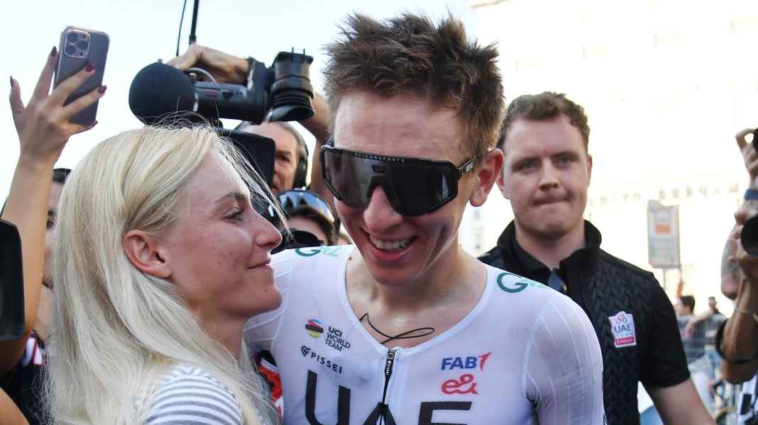 Tour de France - Pogacar pense à sa fiancée : "Et au classement général ?"