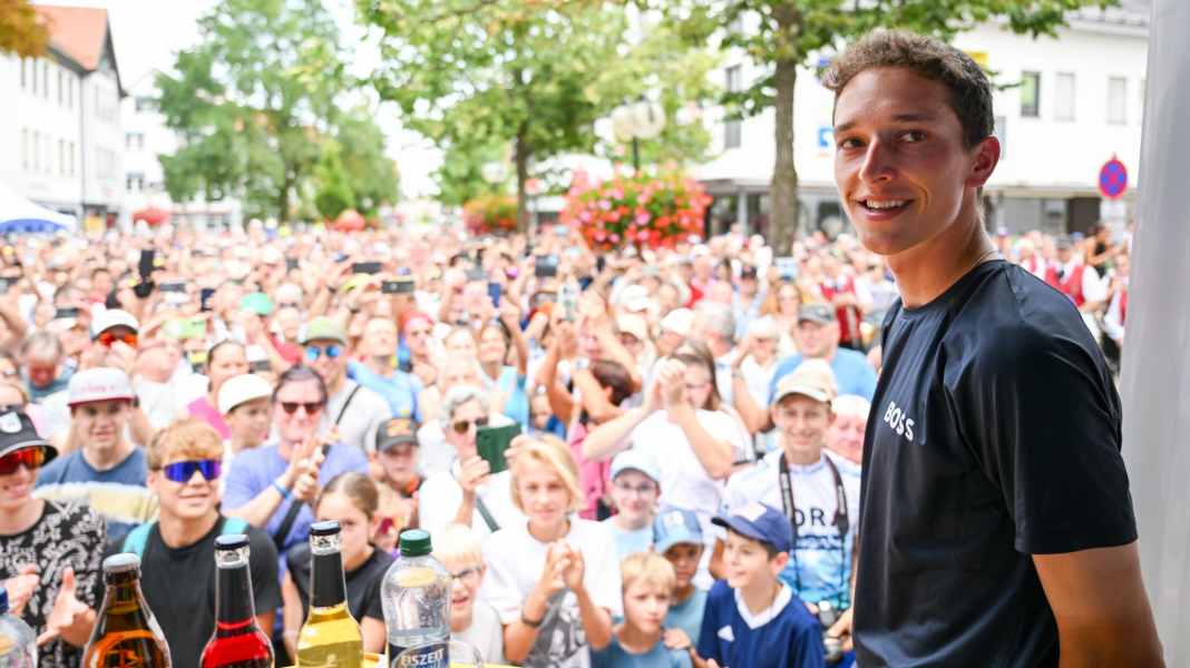 Lipowitz ahead of Germany tour: "Giving something back to the fans"