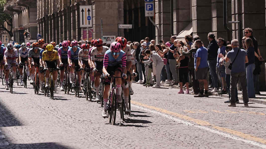 Belgian Segaert wins twelfth stage of the Giro