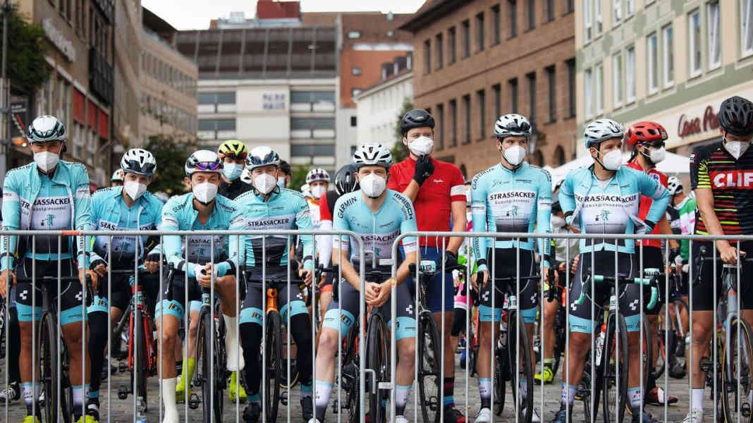 Reportage: Innenansichten beim Jedermann-Rennen der Deutschland-Tour 2021