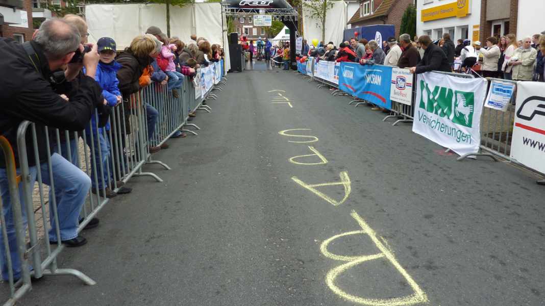 3ème course contre la montre de vélo de course d'Edewecht