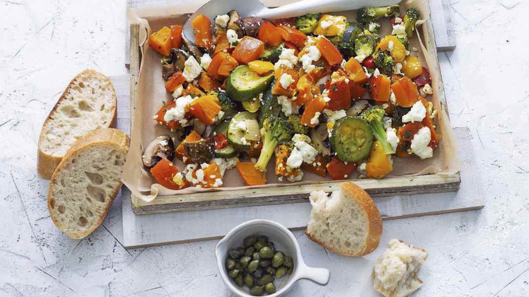 Meal prep recipes: Colourful oven vegetables
