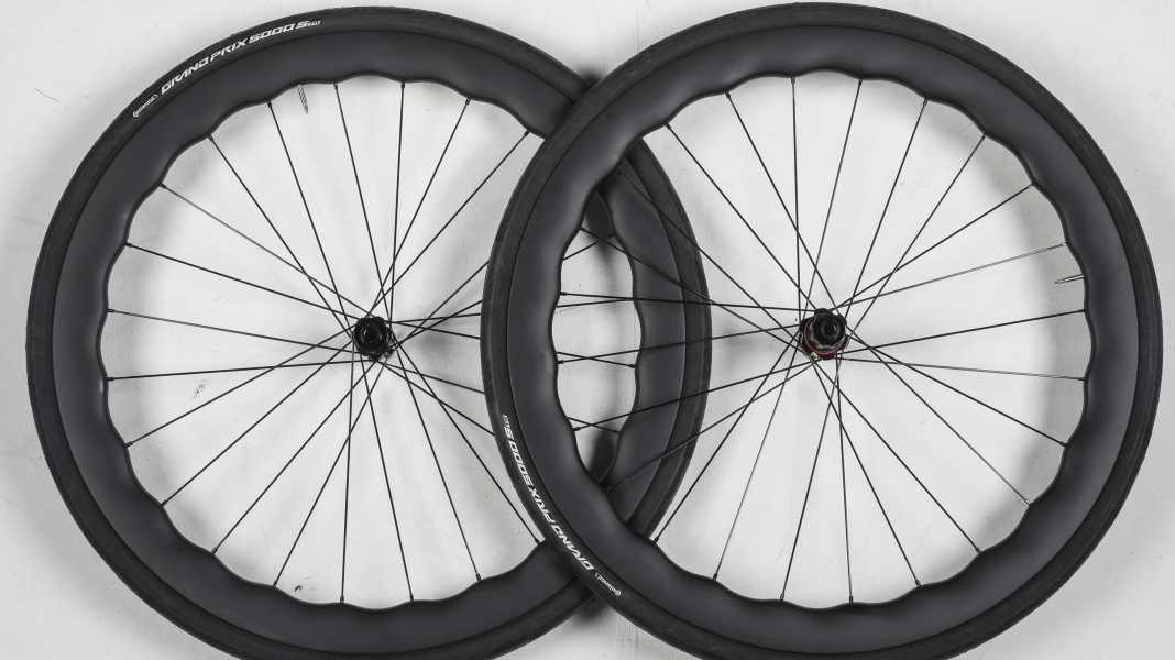 Laufräder unter 1000 Euro im Test: Mai Bikes GRV Carbon Allroad Gravel