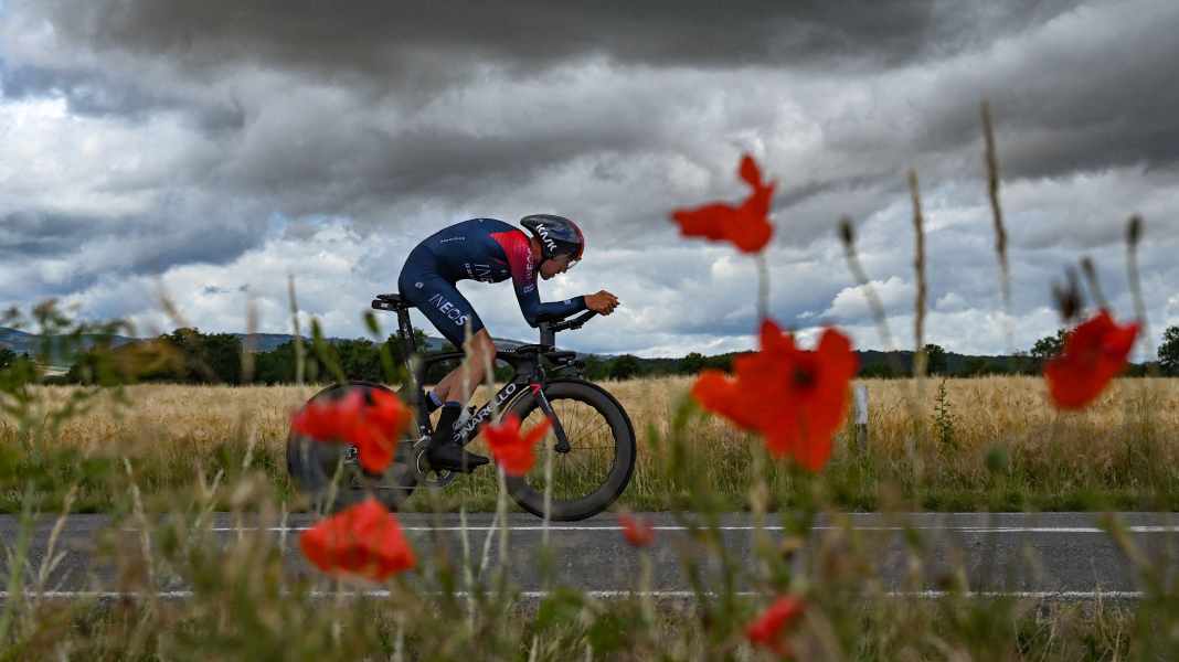 Blitz und Donner: Verhaltenstipps für Radfahrer bei Gewitter