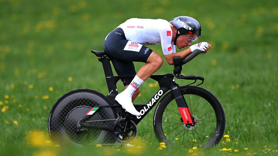 Tour de Romandie 2023: "That was stupid" - Dane Bjerg grumbles about the route after Ayuso's victory