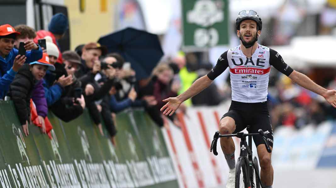 Tour de Romandie: Yates wins queen stage, Ayuso collapses: "Nobody wanted to believe me"