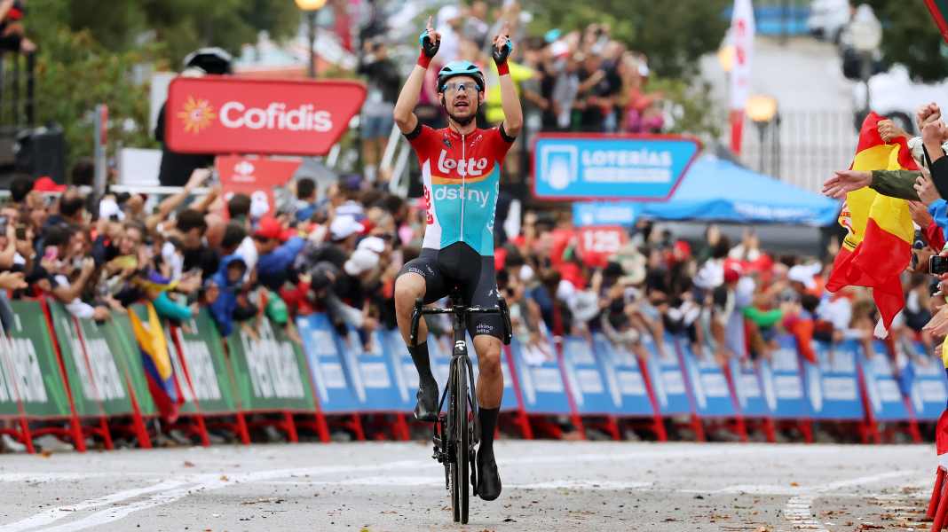 Vuelta a Espana 2023 : Kron remporte la 2e étape à Barcelone