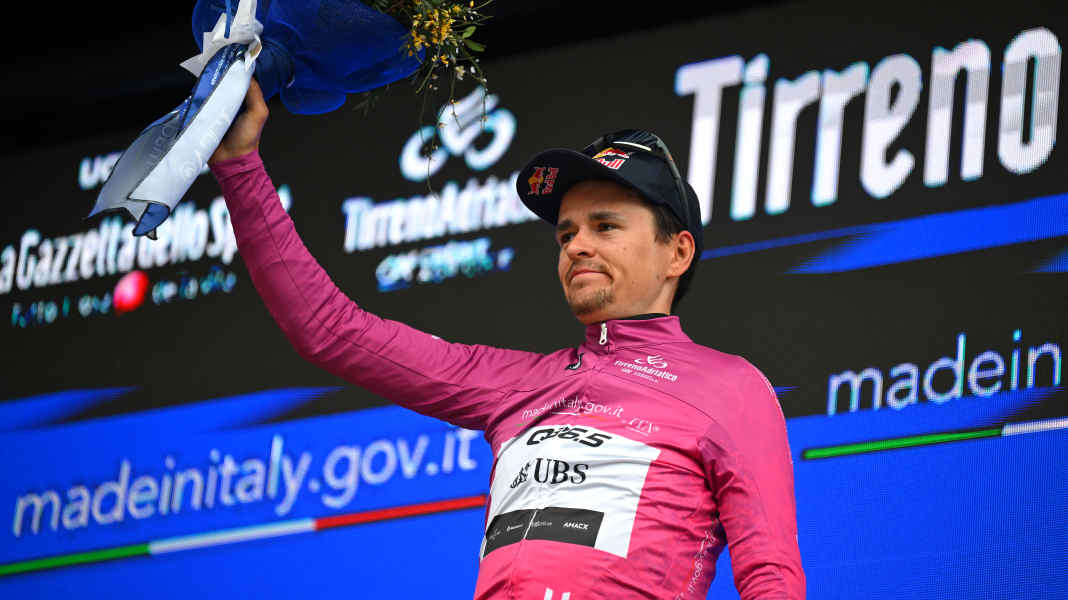 Giro d'Italia 2025 : La voie est libre pour le départ de Pidcock - RCS attribue des wildcards